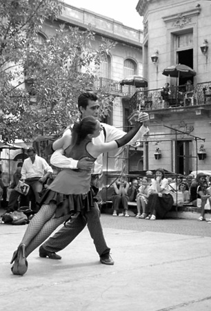 Buenos Aires, San Telmo, Tango in Plaza Dorrego