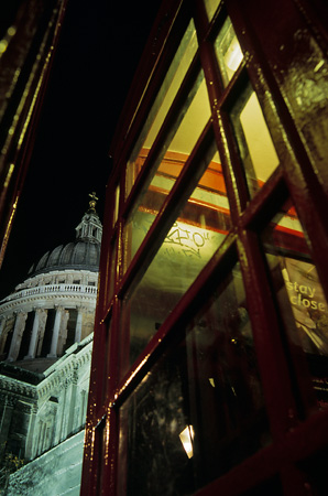 St. Pauls Cathedral and phone box