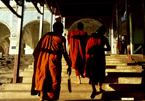 Monks going to Mandalay Hill