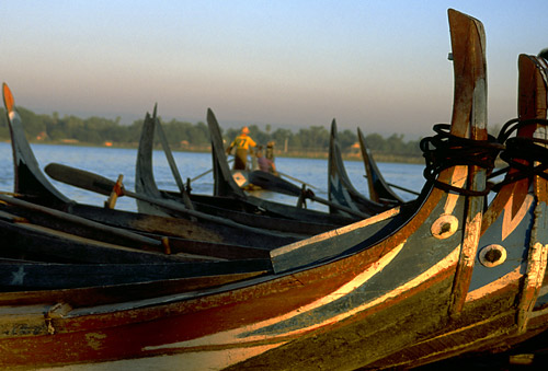 Boats at the UBein bridge in Mandalay