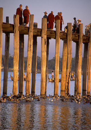 Monks crossing U-Bein bridge