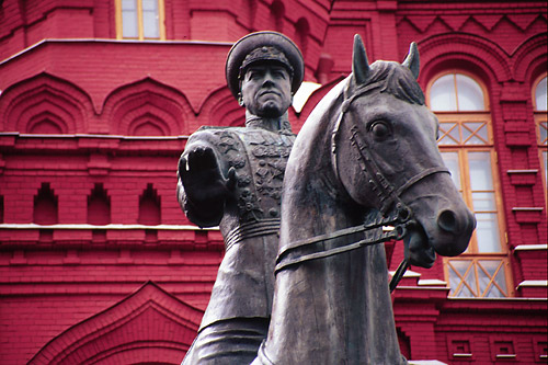 Statue next to Red Sq