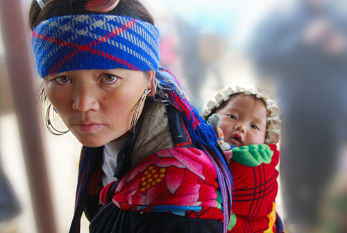 Sapa mother and child